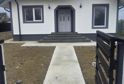 Casă cu 3 camere în Voinești - 8