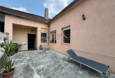Casă cu 3 camere cu Teren 243 Mp în Central - 13