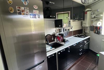 Apartament 3 camere - 5 minute metrou Berceni - mobilat si utilat complet - 9