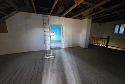 Casă cu 5 camere cu Teren 2800 Mp în Poienarii Burchii - 23