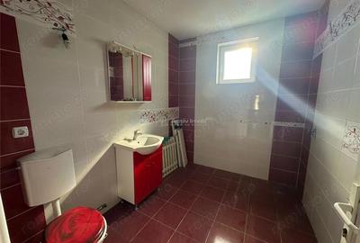 Casă cu 4 camere cu Teren 390 Mp în Central - 7