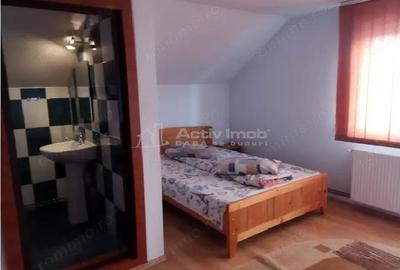 Casă cu 10 camere cu Teren 980 Mp în Central - 4