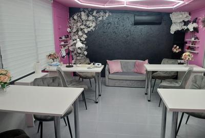 Spațiu comercial, de 50 mp, în Uverturii - 6