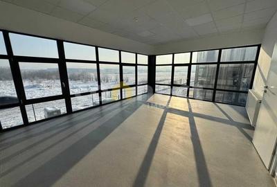 Birou, 143.31 mp în Exterior Est - 1