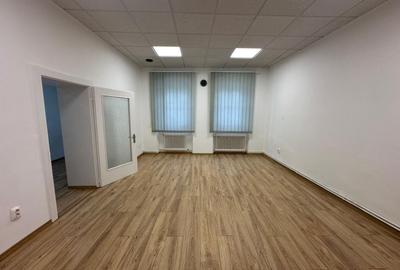 Inchiriez spatiu birouri / cabinet / sediu firma in centru Sibiu - str. Xenopol - 4