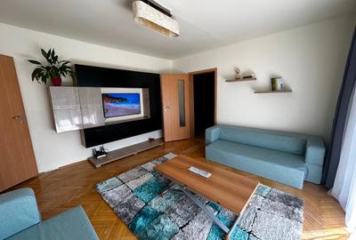 Vând apartament 3 camere central Timisoara