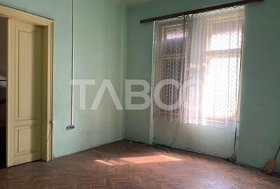Spatiu de birouri de vanzare 70 mp cu 3 camere in Centru Sibiu - 1