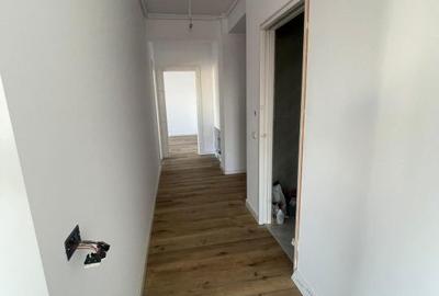 Apartament cu 3 camere decomandat în Siloz - 14