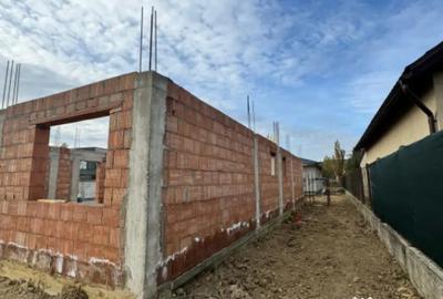 Casă cu 4 camere cu Teren 750 Mp în Central - 8