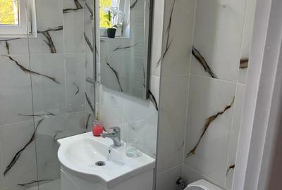 Persoana fizica,vand apartament cu doua camere in Pacurari,in spate la Alpha Bank - 7