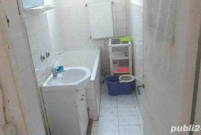 Inchiriez apartament tomis 3 - 2