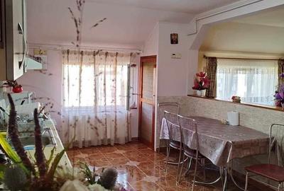 Apartament cu 4 camere în Central - 7