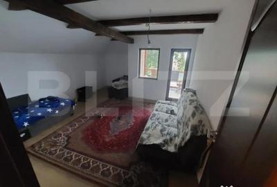 Casă cu 7 camere cu Canalizare în Săcele - 1