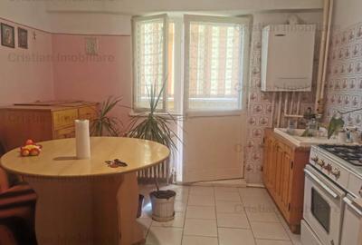 Scolilor 3 cam 70mp conf.1 Decomandat Mobilat utilat , balco - 5