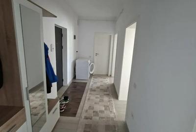 Proprietar, vand apartament cu 2 camere in Sanpetru - 2
