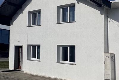 Casa 4 Camere Pretabil Spatiu de Birouri sau Clinica - 3