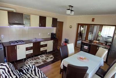 Casă cu 5 camere în Ampoița - 6