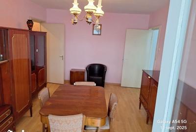 Apartament cu 3 camere în Central - 9