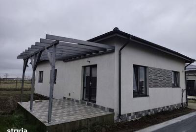 Casă cu 4 camere cu Teren 440 Mp în Joița - 6