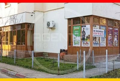 Spațiu comercial, de 168 mp, în Central - 4