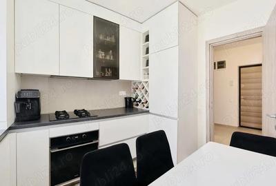 Apartament cu 2 camere decomandat în Tractorul - 7