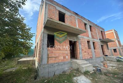 Duplex cu 4 camere cu Canalizare în Tunari - 2