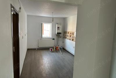 Apartament cu 4 camere decomandat în Vitrometan - 10