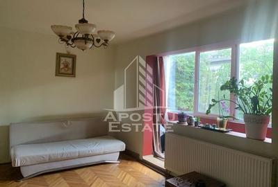 Apartament 3 camere, centrala proprie, zona Dacia