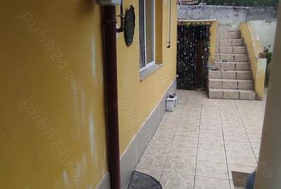 Casă cu Teren 282 Mp în Decebal - 2