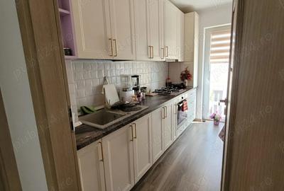 Apartament decomandat cu 3 camere + parcare , Adora Park Arad - 8