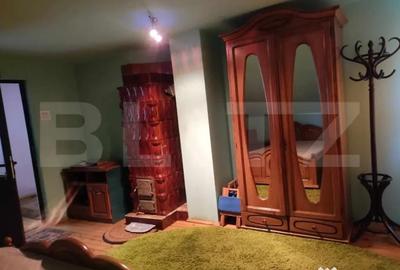Casă cu 3 camere cu Teren 500 Mp în Central - 1