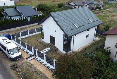 Casa P+M de vanzare in Campineanca (strada asfalata) - 4