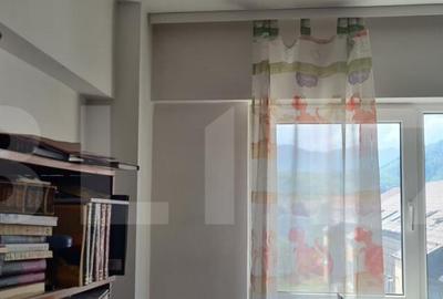 Apartament cu 3 Camere Spa?ios ?i Luminos de Vanzare Z - 1