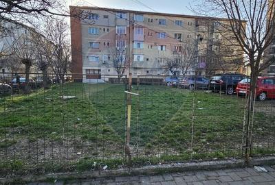 Teren Construcții intravilan de 400 mp, în Nord - 3