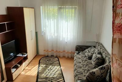 Garsonieră nedecomandată în Lipovei