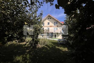 Casa/Vila de Vanzare 10 Ari Teren  I Suceava/Ipotesti I 250.000Euro - 3