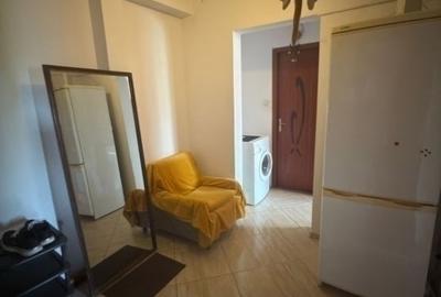 Galata - 2 camere decomandat - mobilat - liber Galata - 2 camere decomandat - mobilat - liber - 2