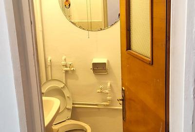 Apartament cu 3 camere decomandat în 13 Decembrie - 18