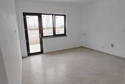Casă cu 4 camere în Central - 10