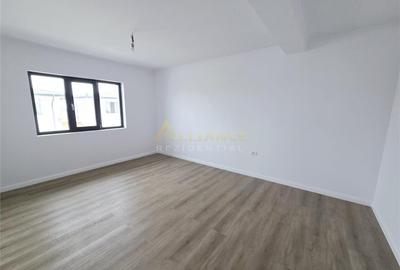 Casă cu 5 camere cu Teren 260 Mp în Berceni - 7