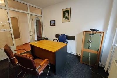 Birou de 50 mp de închiriat - Str. Toamnei - 6