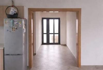 Casă cu 5 camere cu Teren 556 Mp în Stupini - 9