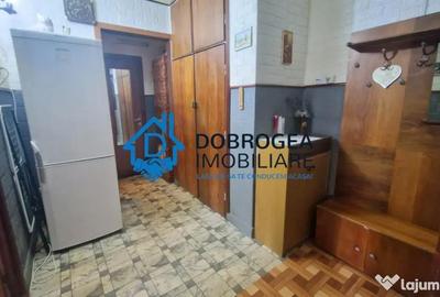 Apartament cu 2 camere decomandat în Big - 5