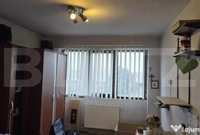 Apartament cu 2 camere decomandat în Micro 14