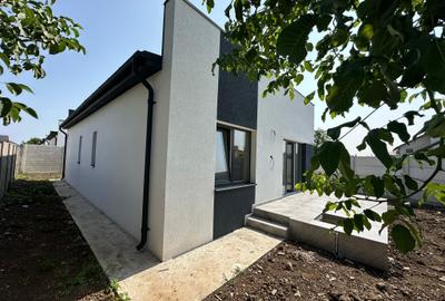 Casă spațioasă 4 camere, 2 băi, 300 mp – Berceni, Ilfov – 130.000 €