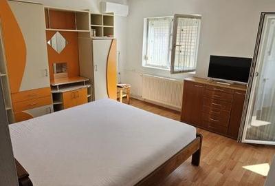 Garsonieră semidecomandată în Central