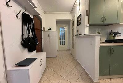 Apartament cu 3 camere decomandat, mobilat în Lipovei - 16