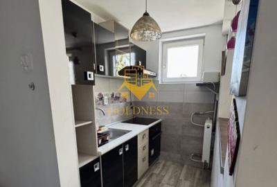 Apartament cu 2 camere semidecomandat, mobilat în Andrei Mureșanu