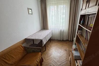 Vand apartament Motru - 3 camere - 7
