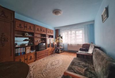 Apartament cu 2 camere decomandat, mobilat în Între Lacuri